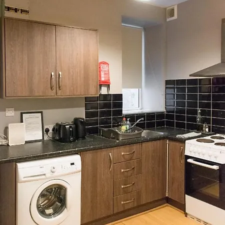 City Centre Self Catering Apartment *